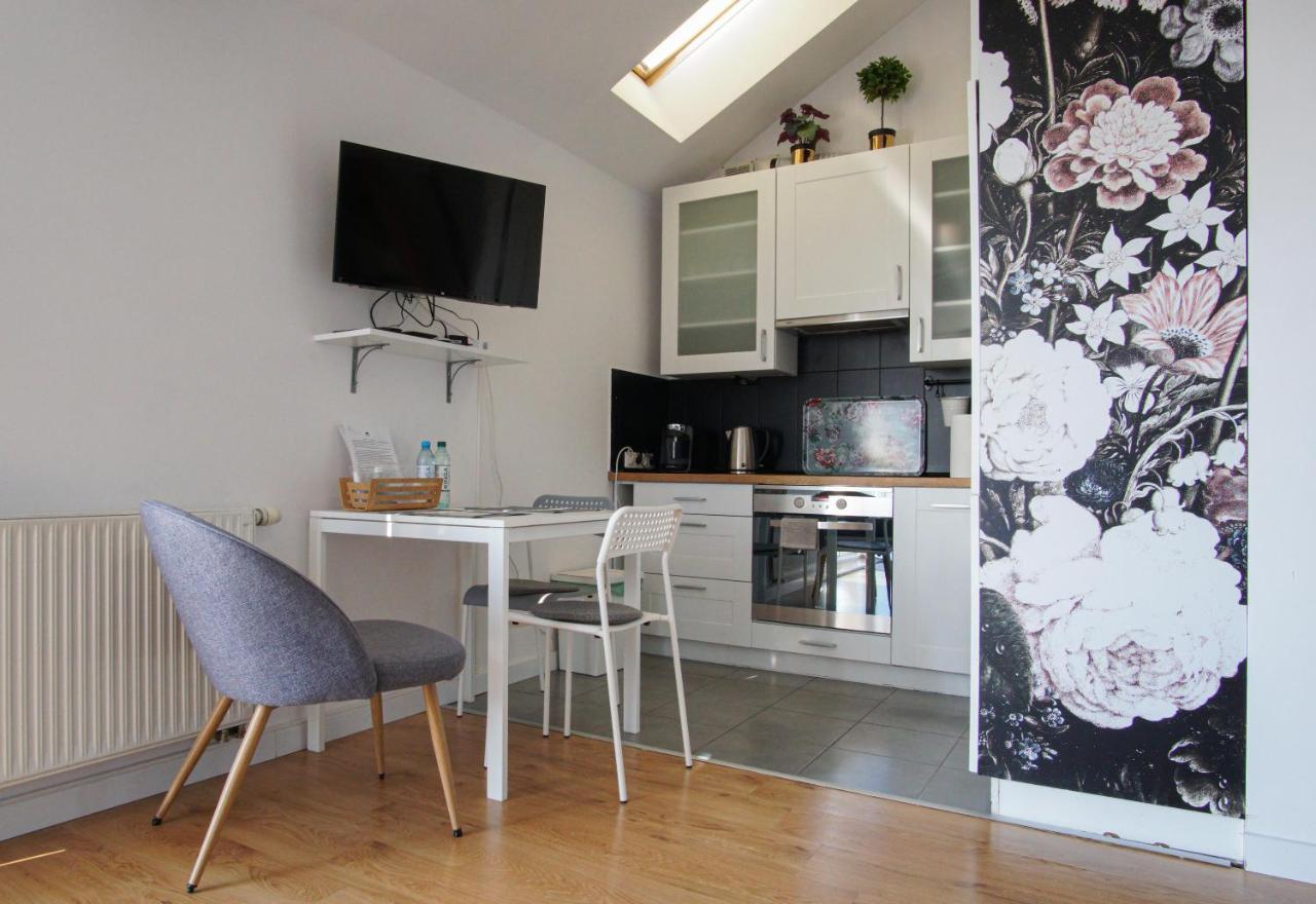 Timegoesslow Cozy Attic City Center Тихи Екстер'єр фото